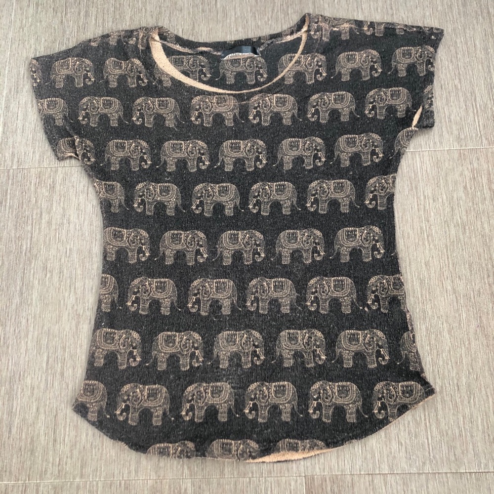 Gaze USA | Elephant Tee
